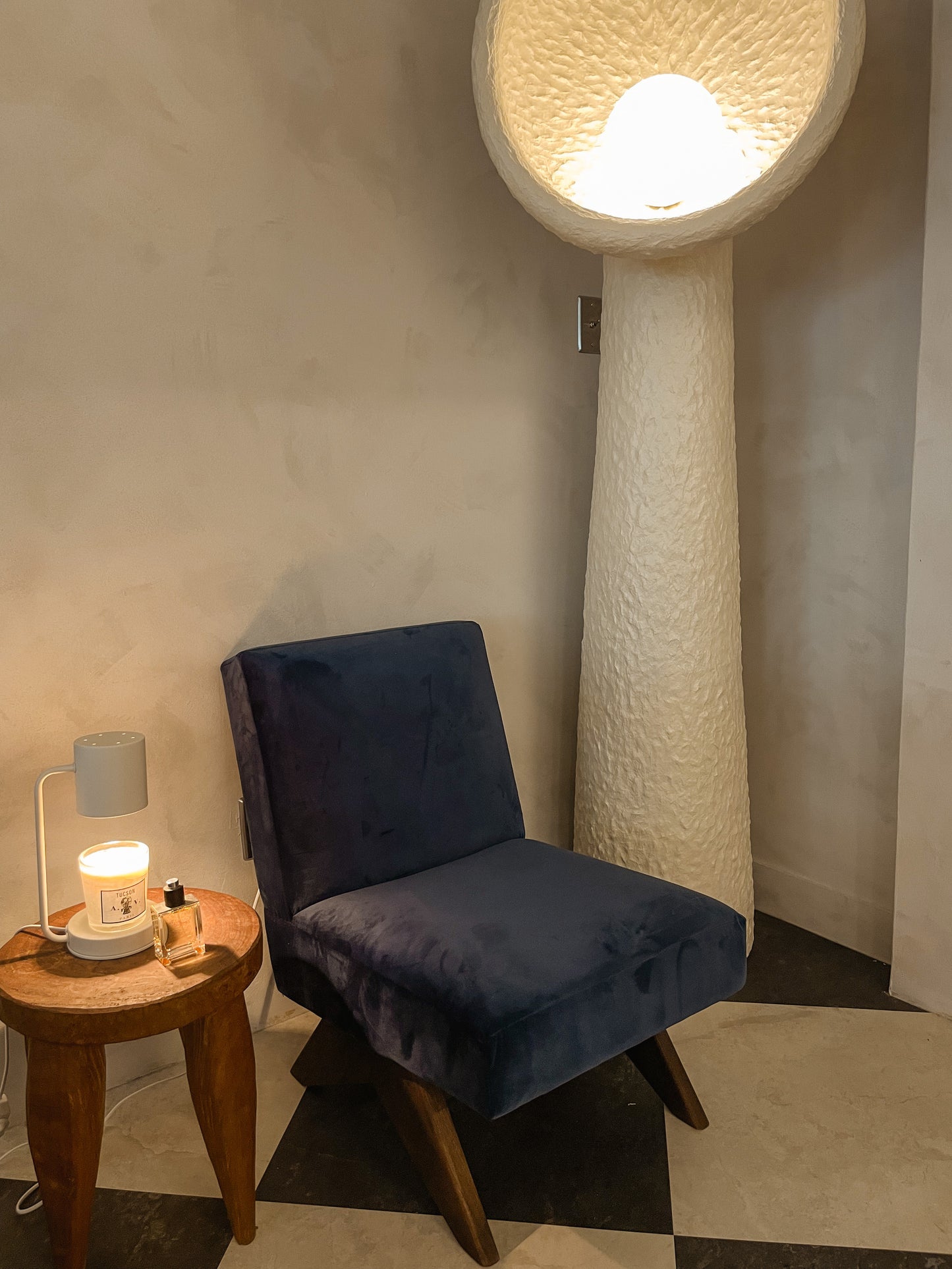 Round Wooden Stool Senofo (DP)