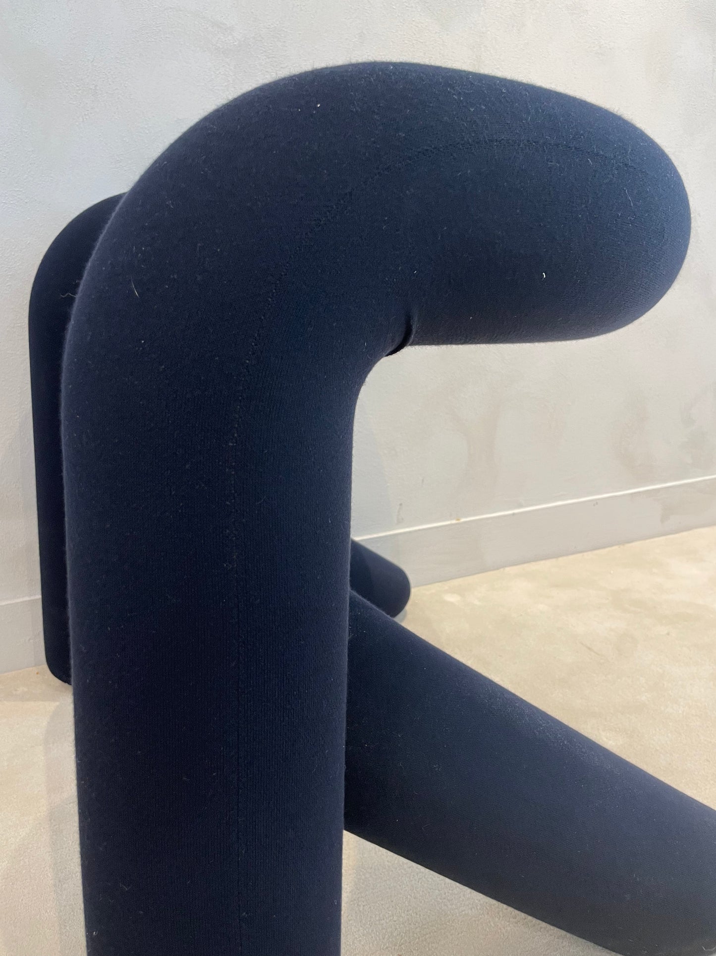 Extra Bold Armchair Navy Blue (DP)