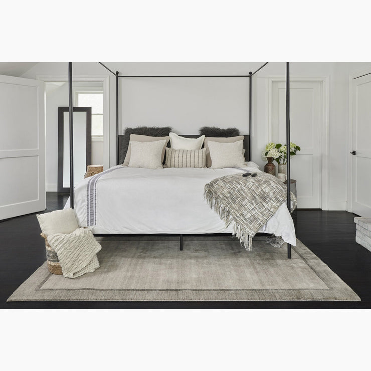 Bec-1 Grey Area Rug