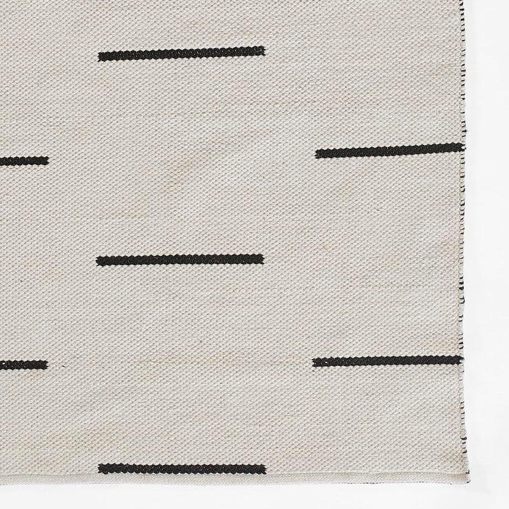 Mlo-1 Ivory Area Rug