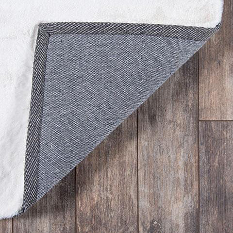 Sus-1 Ivory Area Rug